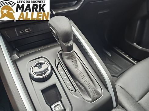 Used 2025 Chevrolet Colorado Trail Boss AWD/4WD image 16