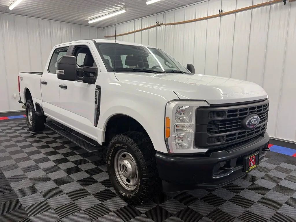 Used 2023 Ford F250 XL w/ XL Off-Road Package AWD/4WD image 2