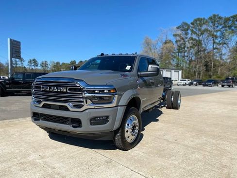 New 2026 RAM 5500 Tradesman w/ Laramie Trim Package image 2