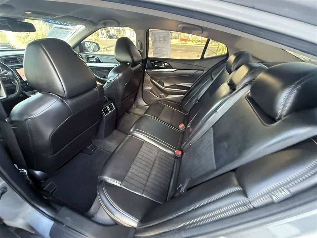 Used 2022 Nissan Maxima SV w/ Floor Mat Group FWD image 20