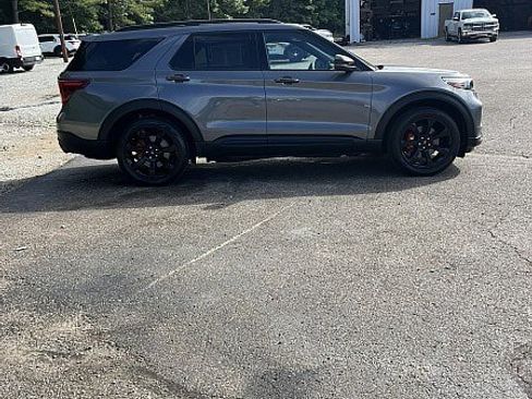 Used 2023 Ford Explorer ST w/ Equipment Group 401A AWD/4WD image 8