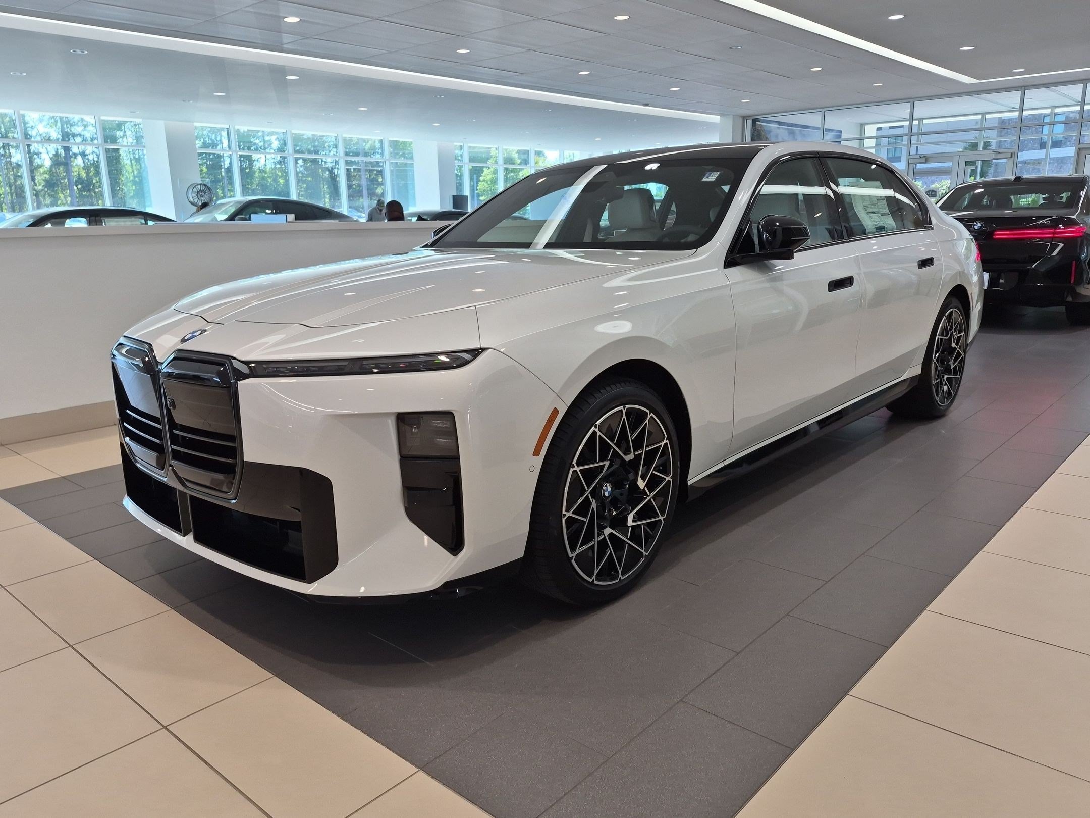 New 2027 BMW 740i w/ Executive Package RWD image 5