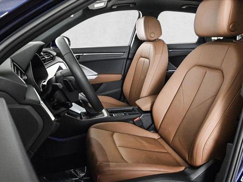 Certified 2025 Audi Q3 2.0T Premium Plus w/ Premium Plus Package image 17