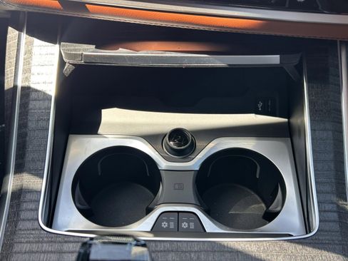 New 2026 BMW ALPINA XB7 AWD/4WD image 14