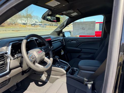 New 2026 GMC Canyon Elevation w/ Convenience Package image 15