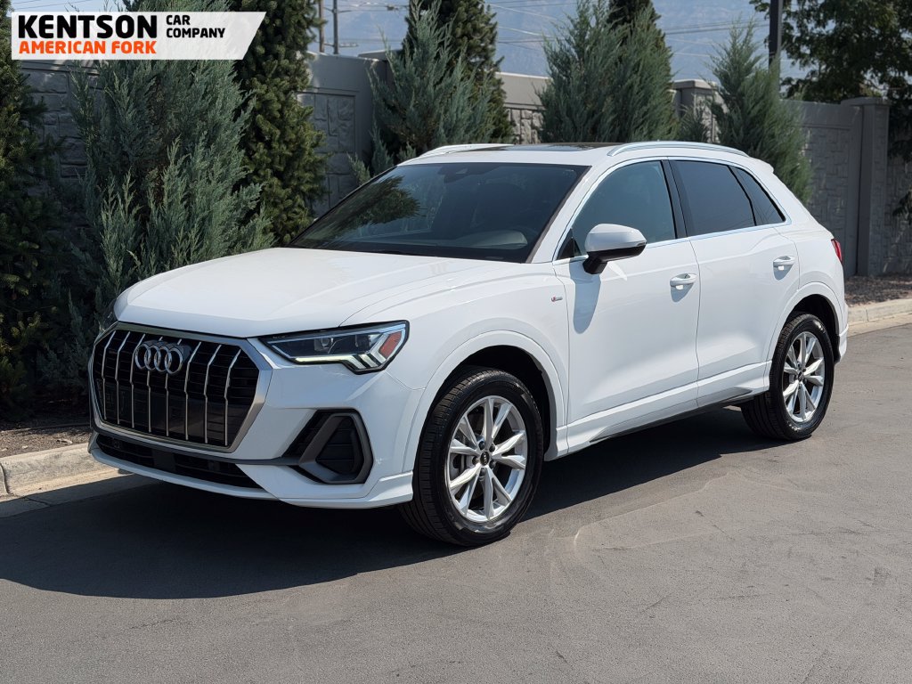 Used 2025 Audi Q3 2.0T Premium AWD/4WD image 3