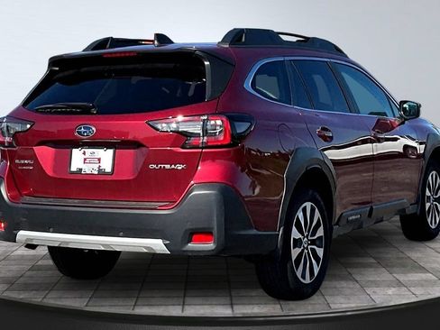 Used 2024 Subaru Outback Limited AWD/4WD image 6