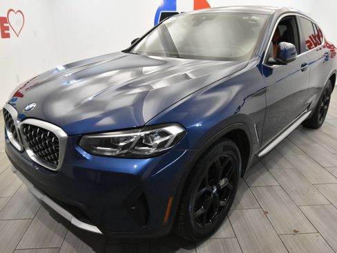 Used 2022 BMW X4 xDrive30i w/ Convenience Package image 1