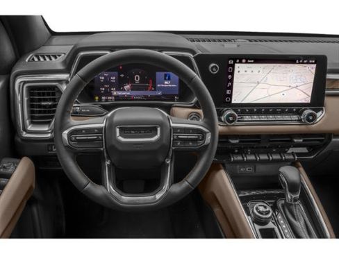Used 2024 GMC Canyon Denali AWD/4WD image 9