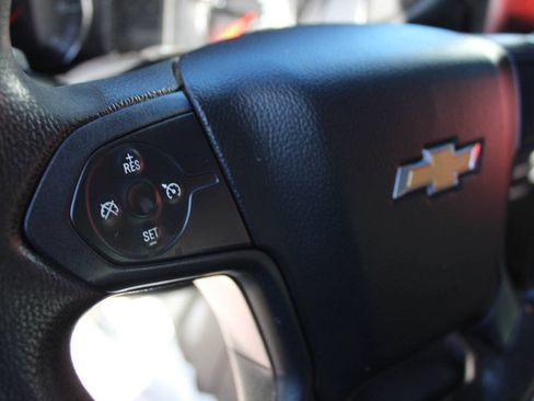 Used 2015 Chevrolet Silverado 2500 W/T AWD/4WD image 11