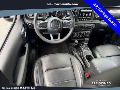 Used 2023 Jeep Wrangler Unlimited Sahara AWD/4WD image 14