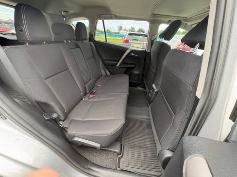 Used 2016 Toyota RAV4 XLE AWD/4WD image 13
