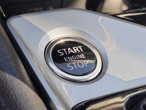 Used 2023 Nissan Altima 2.5 SR image 22