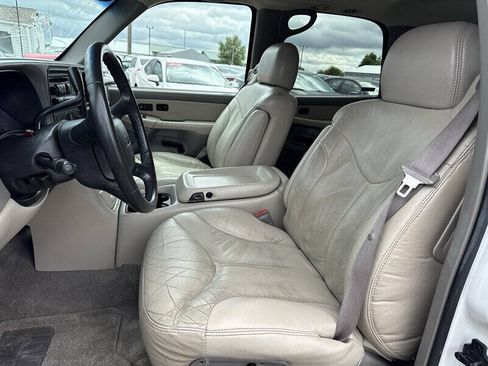 Used 2000 GMC Yukon SLT w/ SLT Marketing Opt Pkg AWD/4WD image 17