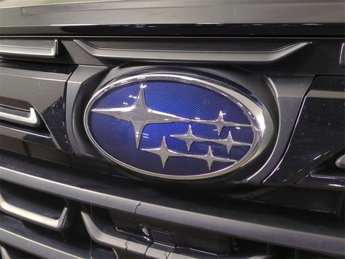 Used 2024 Subaru Forester Limited image 32