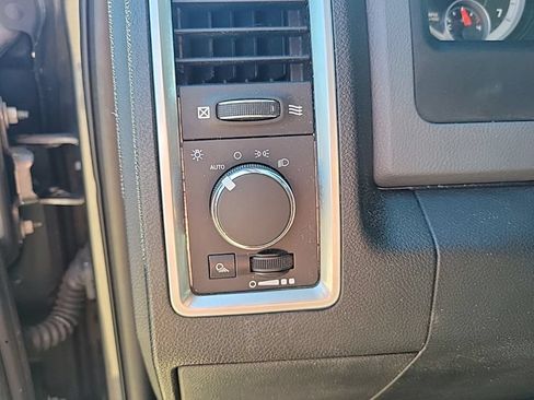 Used 2014 RAM 2500 SLT w/ HD Snow Plow Prep Group AWD/4WD image 20