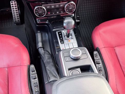 Used 2016 Mercedes-Benz G 550 image 22
