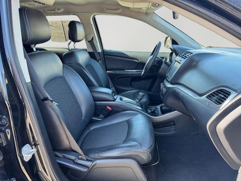 Used 2018 Dodge Journey Crossroad image 12