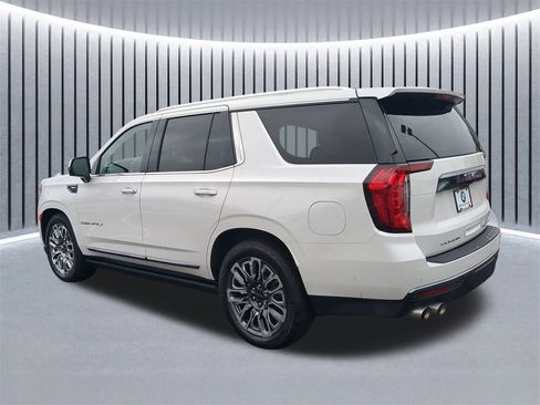 Used 2023 GMC Yukon Denali Ultimate image 7