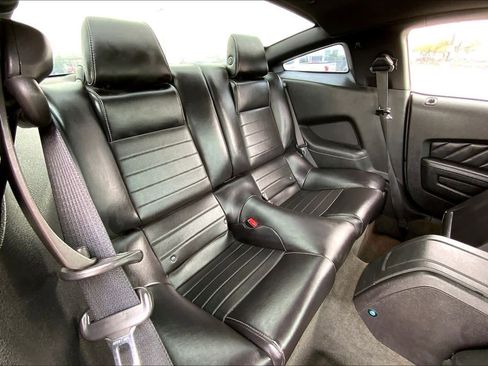 Used 2014 Ford Mustang GT Premium image 18