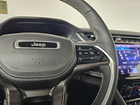 Used 2023 Jeep Grand Cherokee L Overland image 38