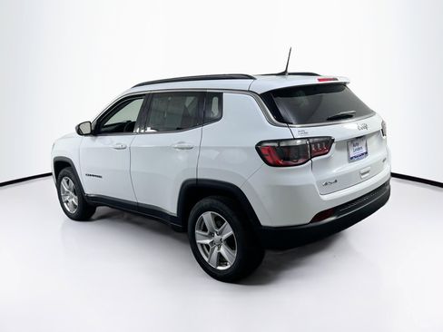 Used 2022 Jeep Compass Latitude w/ Convenience Group AWD/4WD image 7