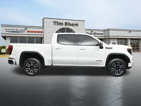 Used 2025 GMC Sierra 1500 AT4 w/ AT4 Preferred Package AWD/4WD image 6
