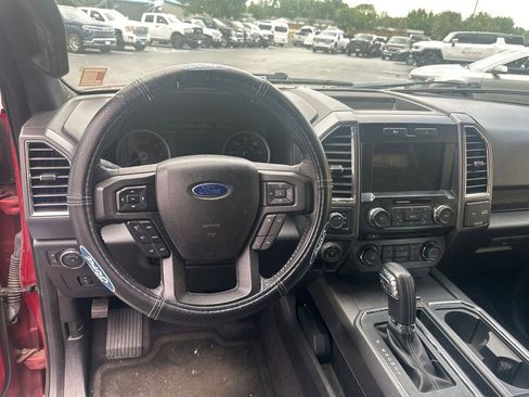 Used 2016 Ford F150 XLT w/ Equipment Group 302A Luxury AWD/4WD image 16