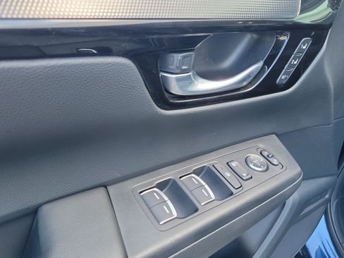 Used 2025 Honda CR-V EX-L image 22