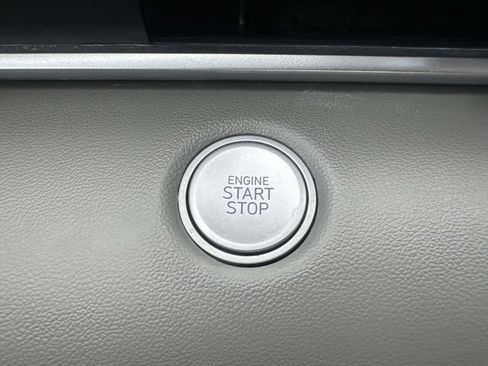 Used 2026 Hyundai Elantra SEL Sport Premium FWD image 31