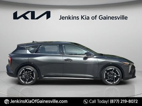 New 2026 Kia K4 GT-Line w/ GT-Line Premium Package FWD image 2