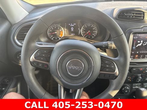 Used 2022 Jeep Renegade Sport w/ Sport Appearance Group AWD/4WD image 9