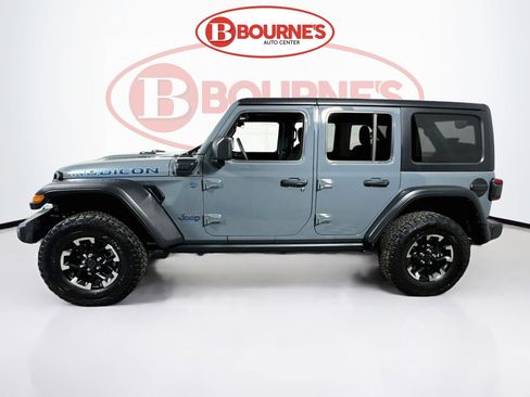 Used 2025 Jeep Wrangler Unlimited Rubicon 4xe w/ Safety Group AWD/4WD image 6