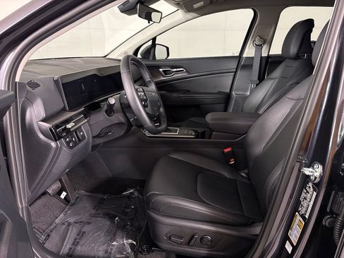 New 2026 Kia Sportage EX FWD image 16