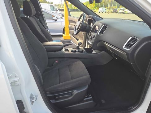 Used 2019 Dodge Durango SXT image 25