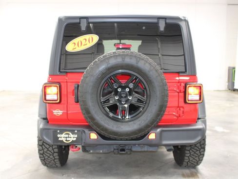 Used 2020 Jeep Wrangler Unlimited Rubicon w/ Cold Weather Group AWD/4WD image 8