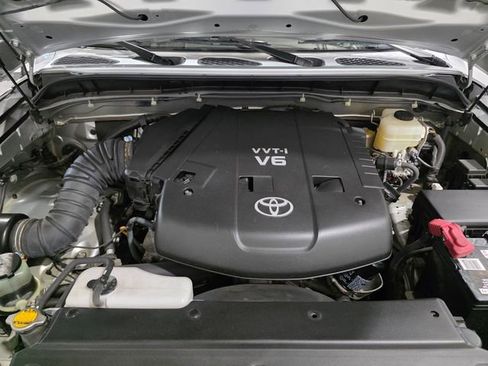 Used 2007 Toyota FJ Cruiser 4WD image 26