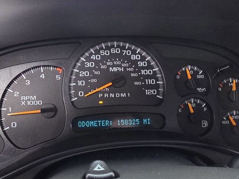 Used 2006 Chevrolet Silverado 3500 LT w/ Heavy-Duty Power Package image 15