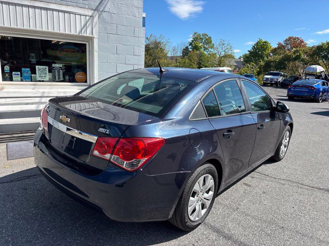 Used 2014 Chevrolet Cruze LS FWD image 6