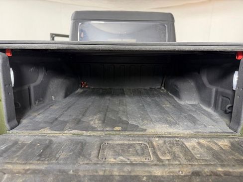 Used 2023 Jeep Gladiator Sport AWD/4WD image 14