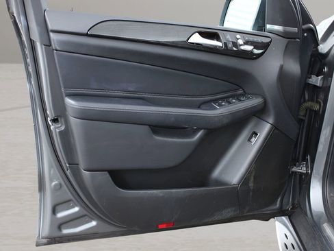 Used 2018 Mercedes-Benz GLE 350 image 9