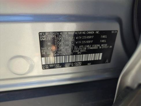 Used 2024 Toyota RAV4 XLE FWD image 26