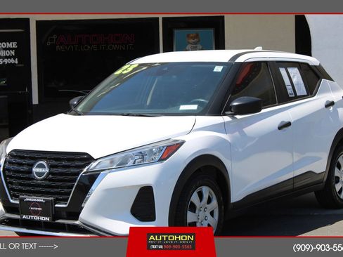 Used 2023 Nissan Kicks S FWD image 1