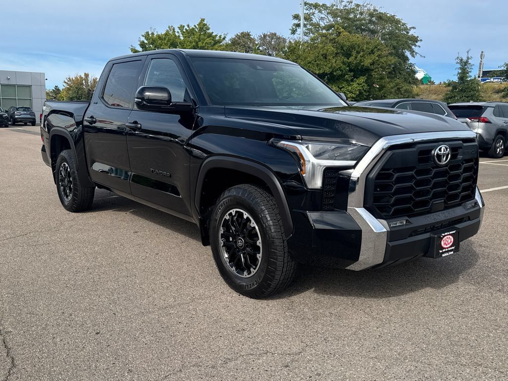 Used 2026 Toyota Tundra SR5 w/ TRD Off-Road Package AWD/4WD image 10