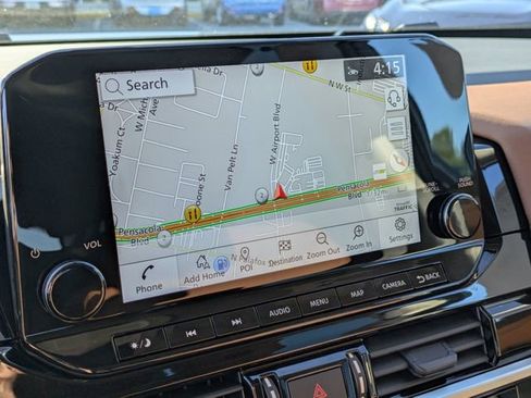 New 2025 Nissan Pathfinder Platinum w/ Black Appearance Package image 24