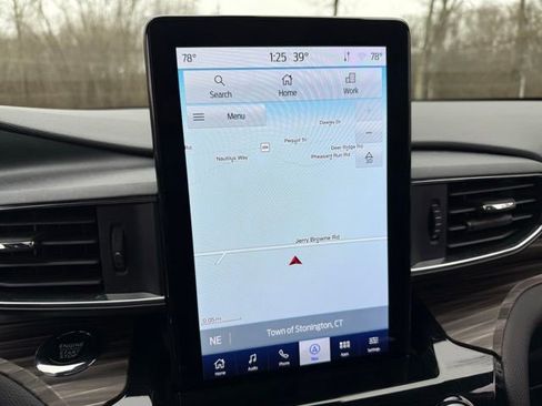 Certified 2023 Ford Explorer Limited w/ Limited Technology Package image 29