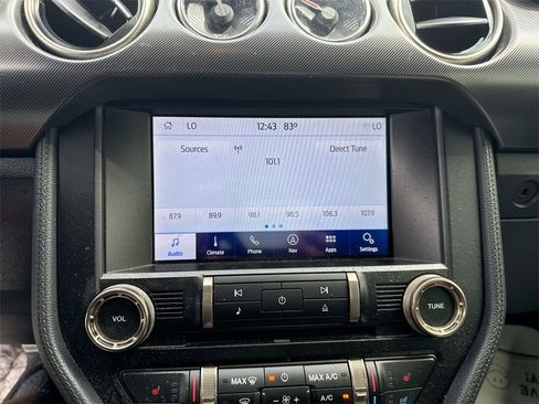 Used 2020 Ford Mustang Shelby GT350 w/ Technology Package image 26