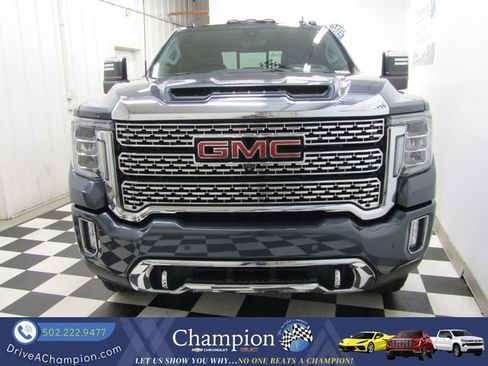 Used 2020 GMC Sierra 2500 Denali w/ Denali Ultimate Package AWD/4WD image 2