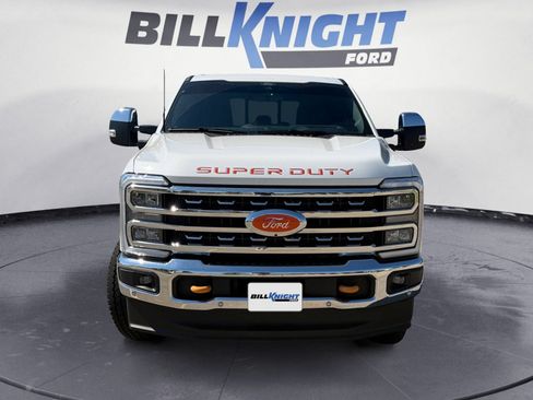 Used 2025 Ford F350 Lariat w/ Lariat Ultimate Package AWD/4WD image 8