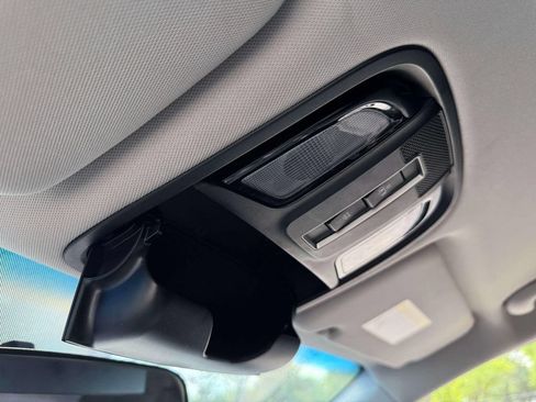 Used 2018 Kia Sorento FWD image 26